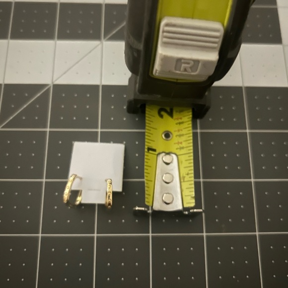 Gold laminated Hoop Earrings - Picture 2 of 2